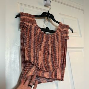 2-piece Multi Color Outfit (Small)